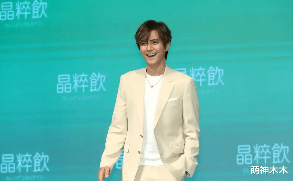 罗志祥|鹿晗浮肿到快睁不开眼，罗志祥苹果肌飞起，男明星状态太糟糕