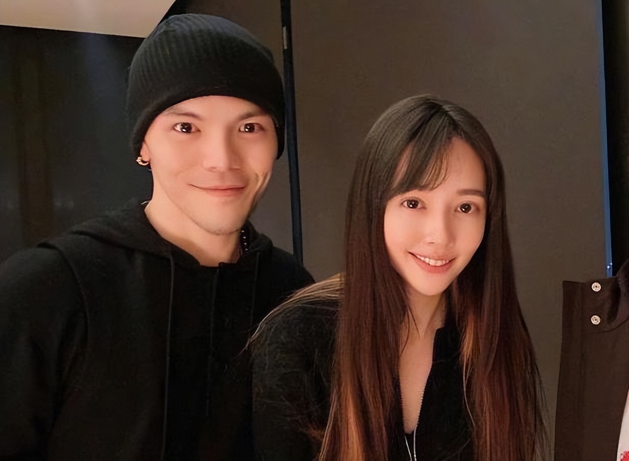 向佐|向太否认向佐出轨,郭碧婷4个小时没发声,豪门媳妇还能当多久?