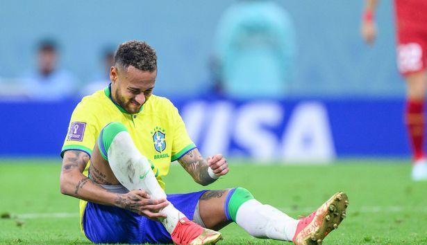 世界杯16强战前瞻：上半场对日本很关键，巴西首发阵容成迷