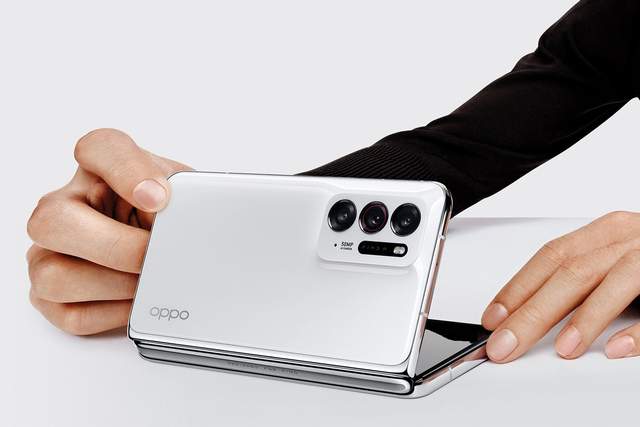 小米科技|折叠屏手机普及三年,各家产品销量如何:华为卖完了,三星赢麻了