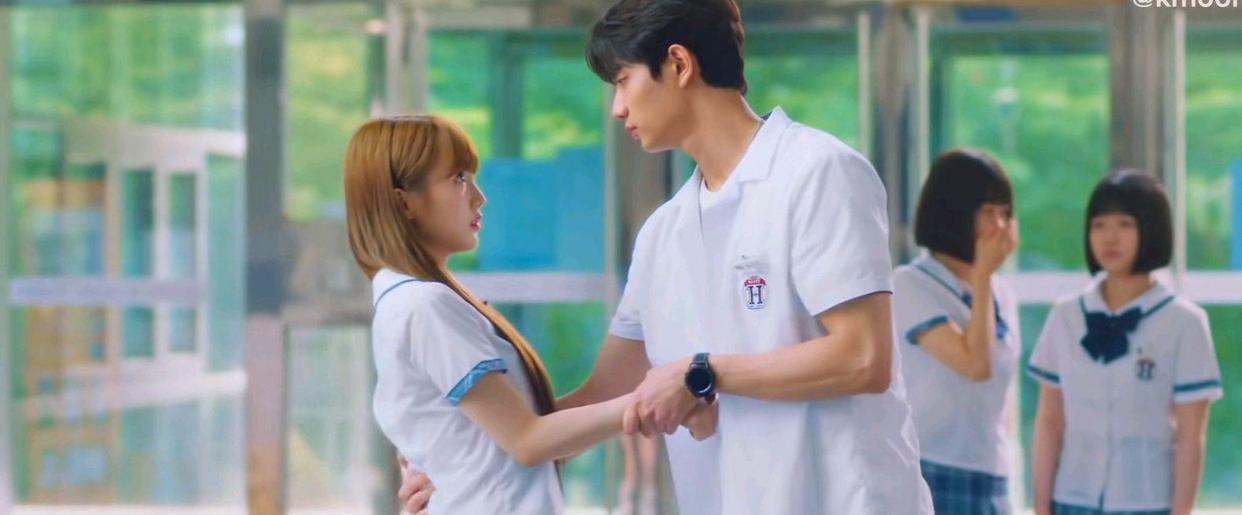 韩剧|最新韩剧《陷入你的世界》,女主穿书成为恶毒女配