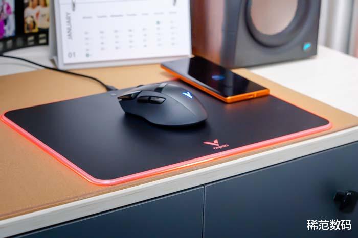 鼠标|雷柏V10 RGB无线充电鼠标垫评测：鼠标垫终于迎来了革命升级