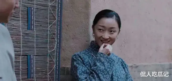 张瑶|张瑶:做歌手被央视捧,做演员被贵人捧,逼婚高富帅,真是个狠人