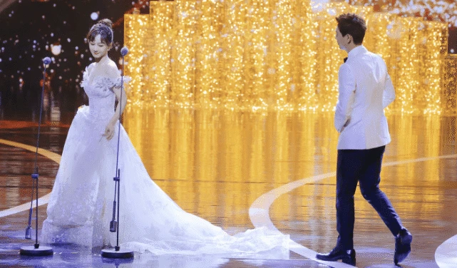 李现|杨紫连续四年为李现庆生，亲切称呼对方阿现，此前两人曾传绯闻