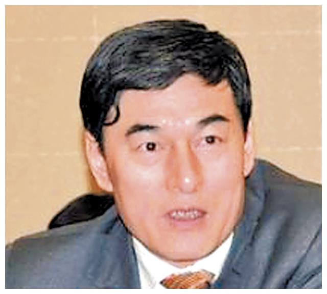 毛阿敏|毛阿敏：39岁嫁解直锟，婚后连生2胎，老公离世留下260亿无法接管