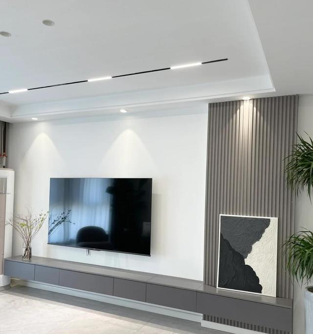 第三套房子装修,客厅采取了5不装,真的很实用,越住越舒服