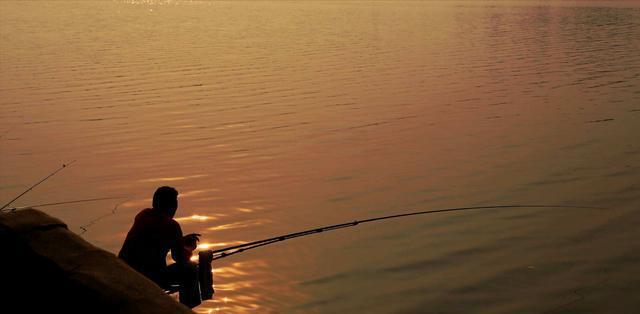 江西|钓了3条鱼要求赔偿五万元,江西3名男子摊上事了,双方都应该反思