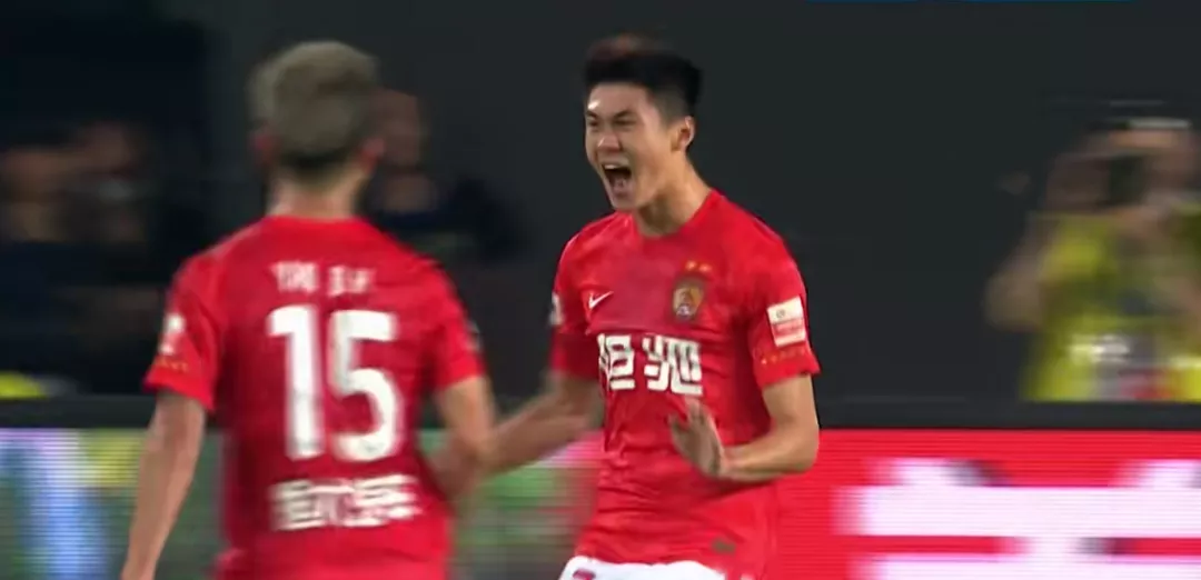 广州队|未来可期！十人登场位居中超首位，广州队00后或撑起半边天