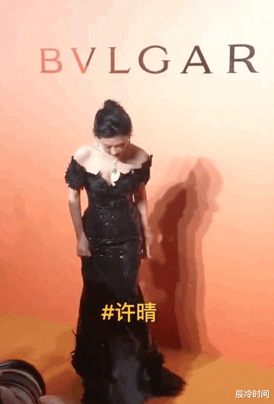 姐姐|余男的唇,李菲儿的腰,谭松韵的臀,这6位中年女星的性感很高级