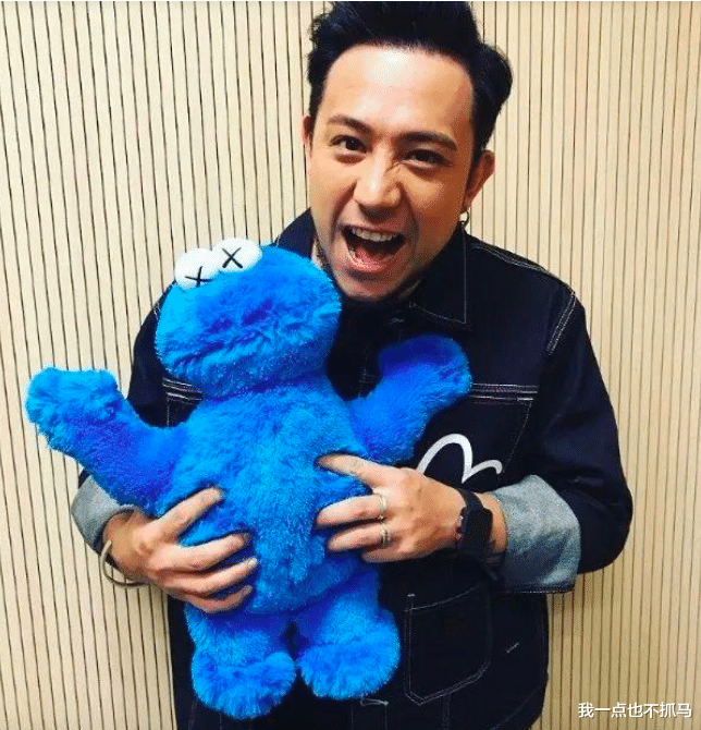 张致恒|刚离婚，他俩就偷偷生娃了？