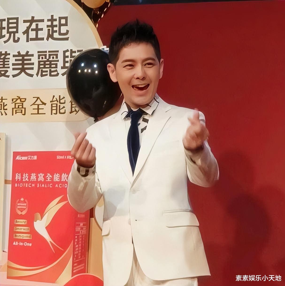 林志颖|林志颖开心复工:脸部没有手术痕迹,笑起来不僵硬比以前更帅气