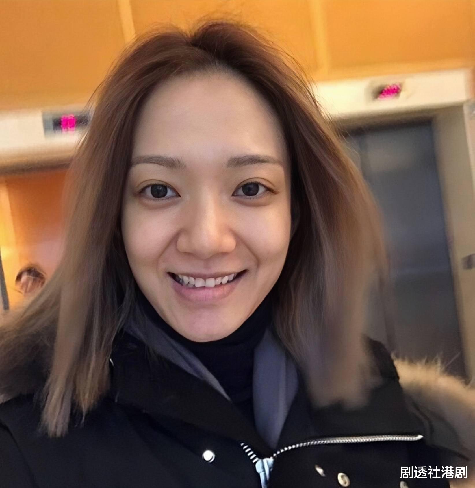 穿衣搭配|TVB知名离巢女星北上发展！被曝签约内地公司，网友喊话参加浪姐3