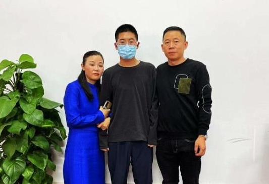 孙悦|卓妈直播人气堪比明星，回应想生4胎，网友：孙悦卓宝回家带孩子