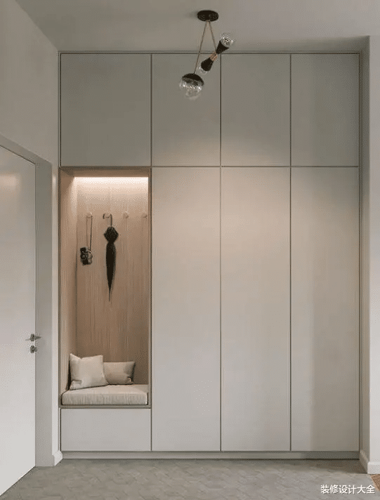 小户型玄关装修,一定要坚持“7不做”,都是从实用出发来考虑的!