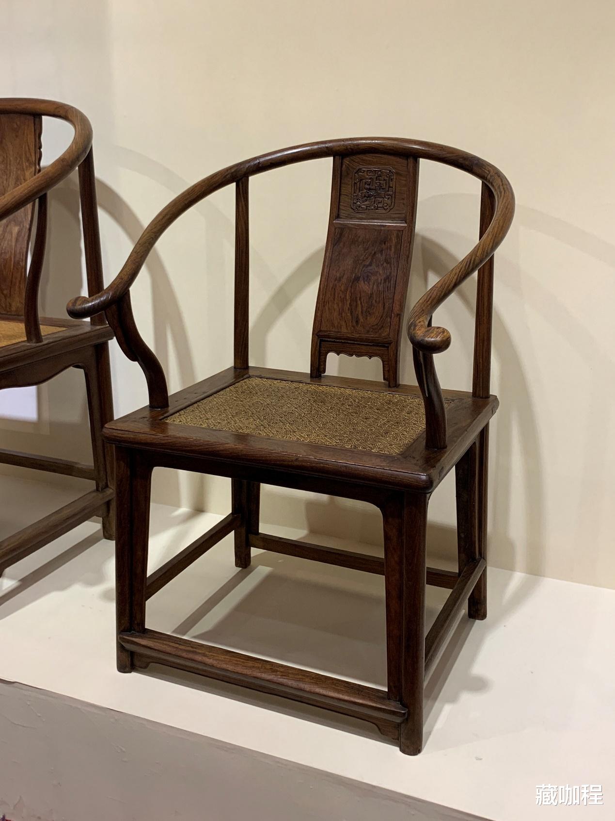 |精选细配、天衣无缝，清黄花梨圈椅扶手拼接