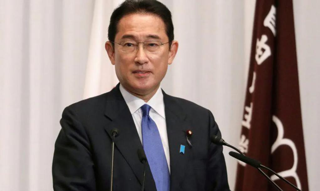 美“阵营”崩盘，欧盟决定报复拜登，日本首相面临退位危机