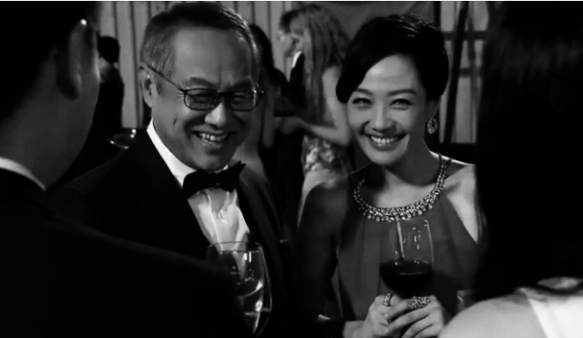 TVB|全家移民国外,儿子娶洋媳妇生混血儿,73岁还在拍戏