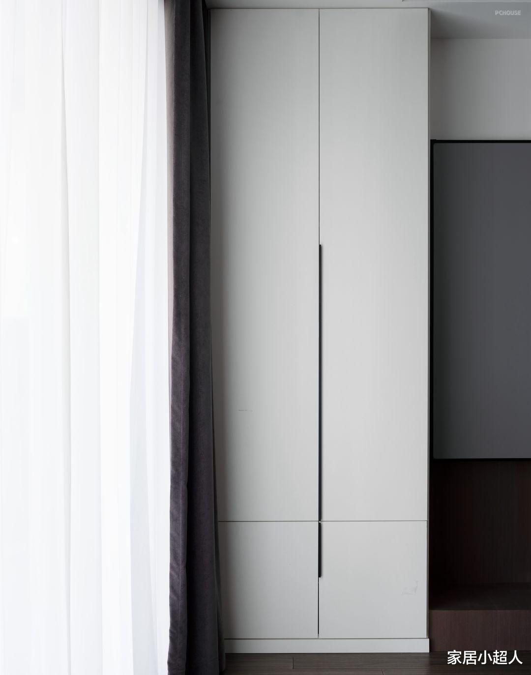 甜蜜的一家三口,用高级灰打造温馨住所,让人倍感温暖