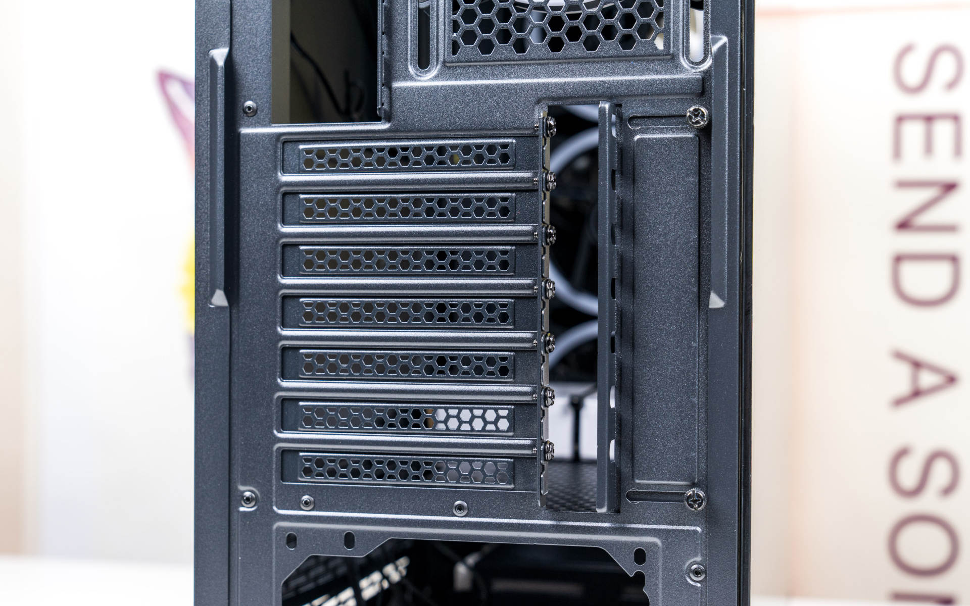 安钛克|散热优等生——安钛克DF 800Flux使用体验