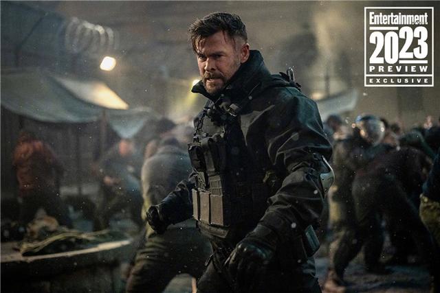 财阀家的小儿子|《惊天营救2》发布新剧照 锤哥紧握双拳孤军奋战