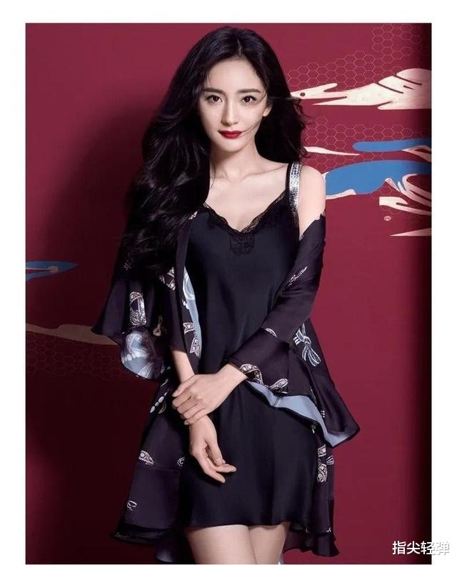 杨幂|杨幂这身材和颜值真的绝了，真的是人间尤物，漂亮姐姐谁能不爱呢