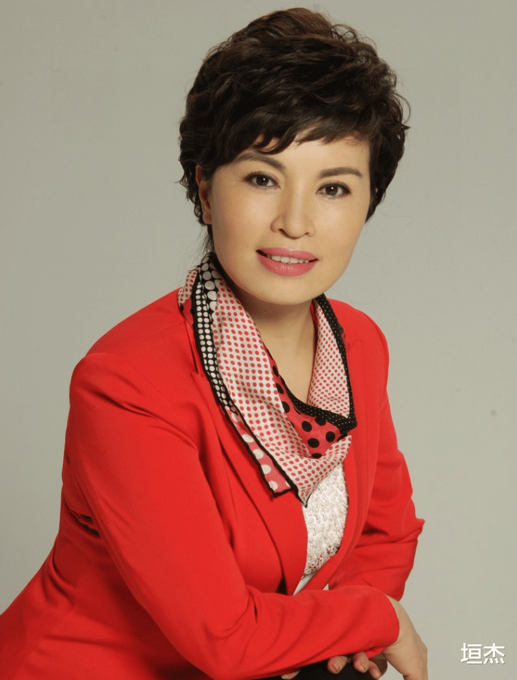 李瑞英|李瑞英儿子意外坠楼让她亏欠一生，和青梅竹马的丈夫患难至今