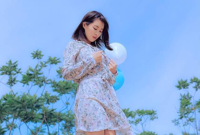 刘若英|丈夫出差炫耀美丽的妻子,客户:她做过小姐,屁股上还纹着朵玫瑰