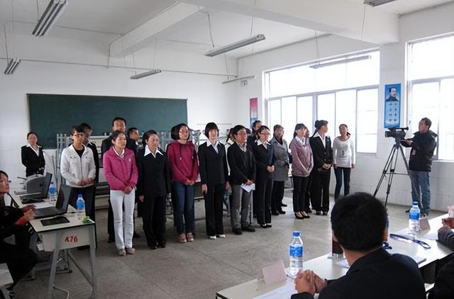 招聘|就差说名字了，杭州一学校招聘数学老师，研究生要求是风景园林