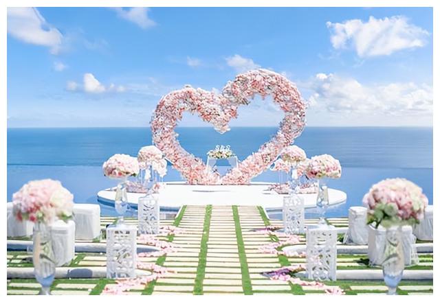 天祝|00后美女两年做41次伴娘，日薪2000元：入行要求让人想不到