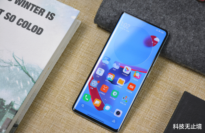 半导体|抠抠搜搜不太好，买手机就要舍得花钱，目前这4部旗舰机最值得买