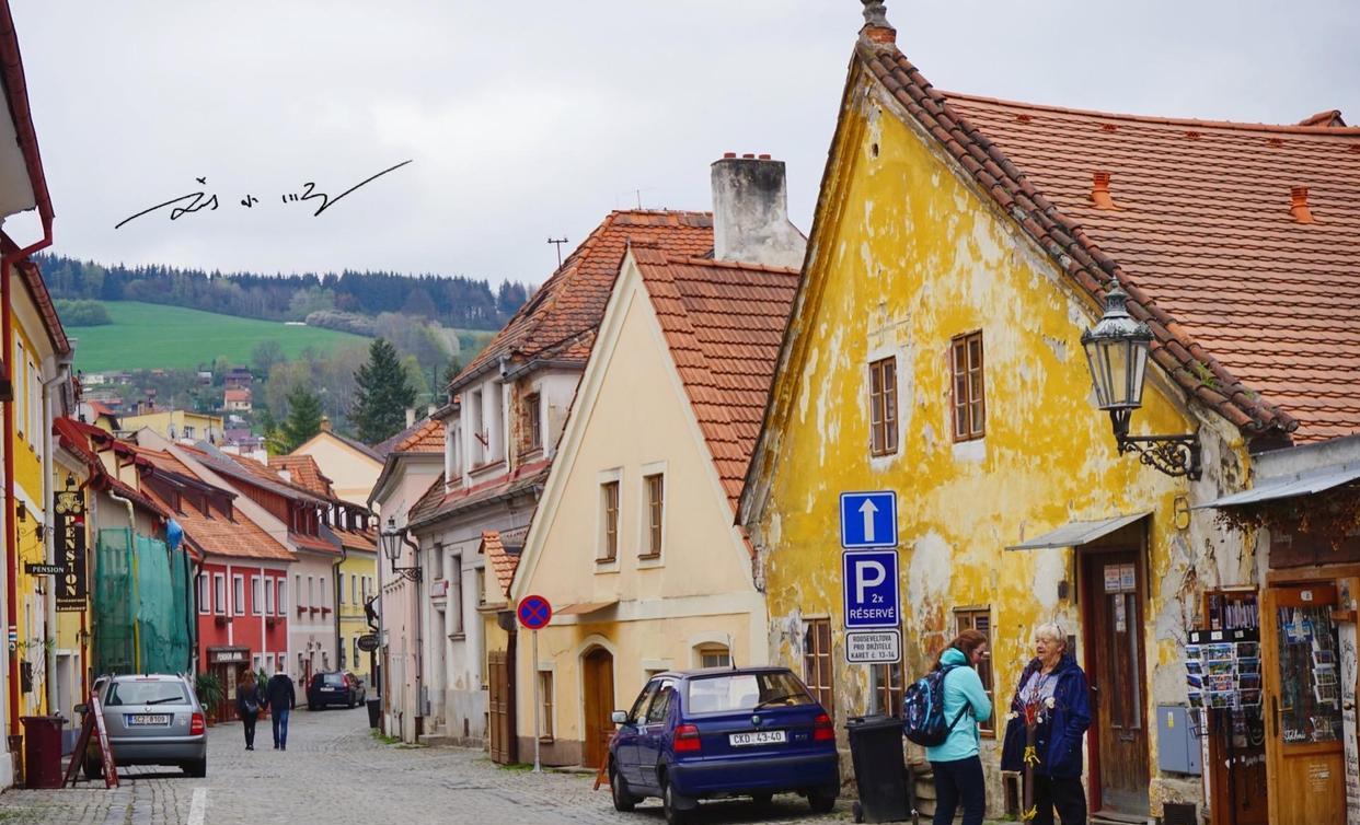 |我怀念的，很可能不是出国旅游，而是当年出国旅游的那些日子