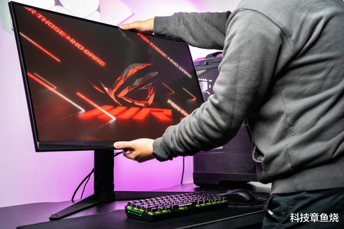 华硕|27英寸满足不了？你需要华硕TUF VG32AQL1A