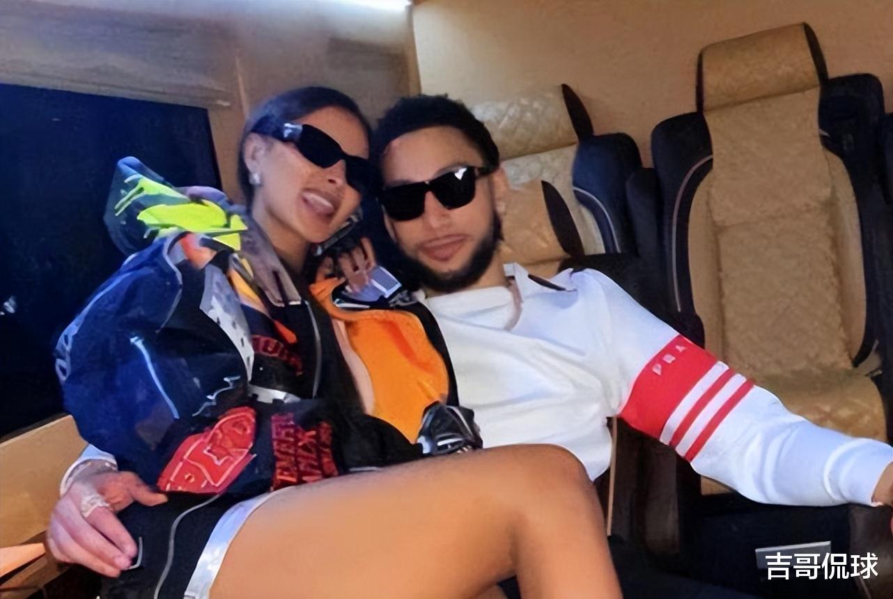 西蒙斯|分手两个月,西蒙斯又传绯闻!女主身份曝光,不输卡戴珊