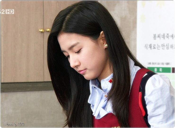 陆绎|精灵夫妇再相聚仍然甜蜜 金素恩宋再临配一脸 女方曾出演悲伤恋歌