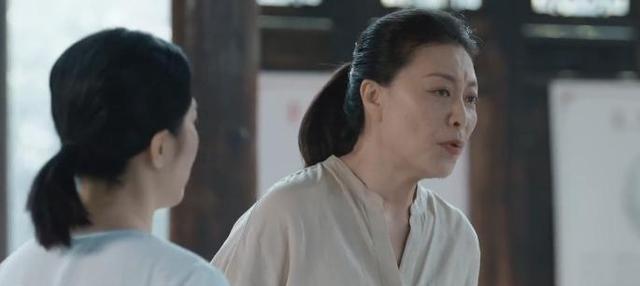 芒果台|一开播就收视夺冠！芒果台这部新剧，把“中年社畜”的生活扒光了