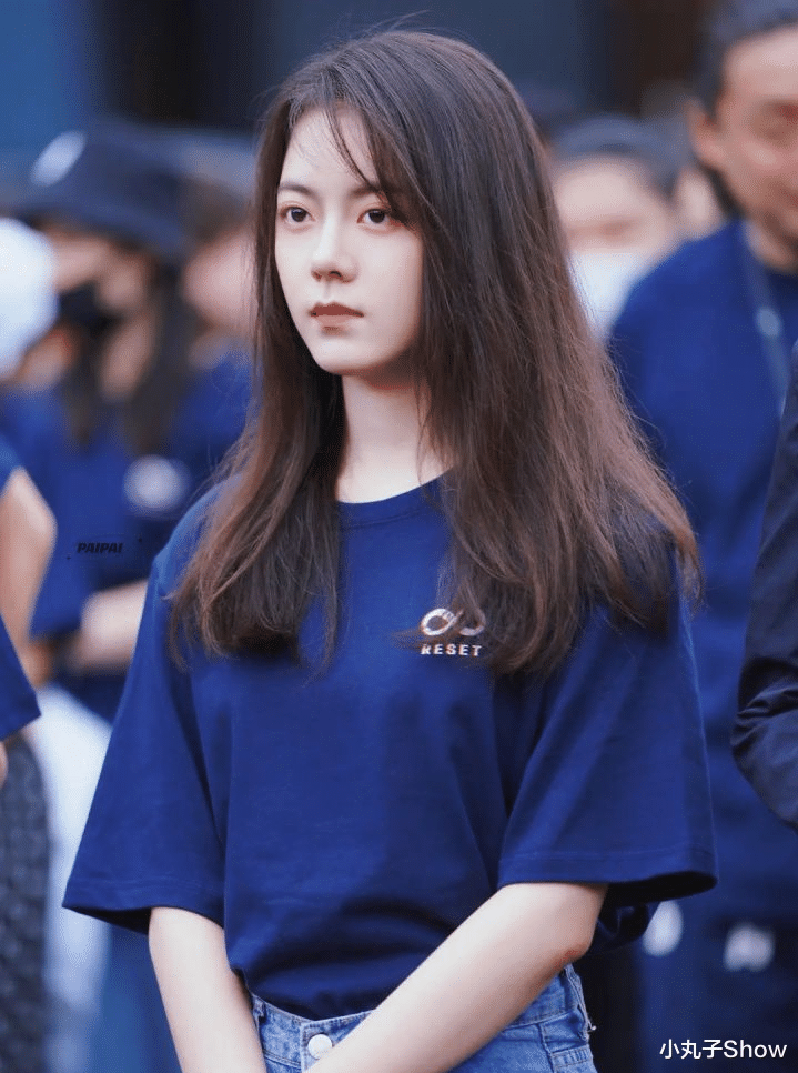 赵今麦|20岁赵今麦风格大变，拍神秘性感唯美写真，暗黑风演绎太到位了