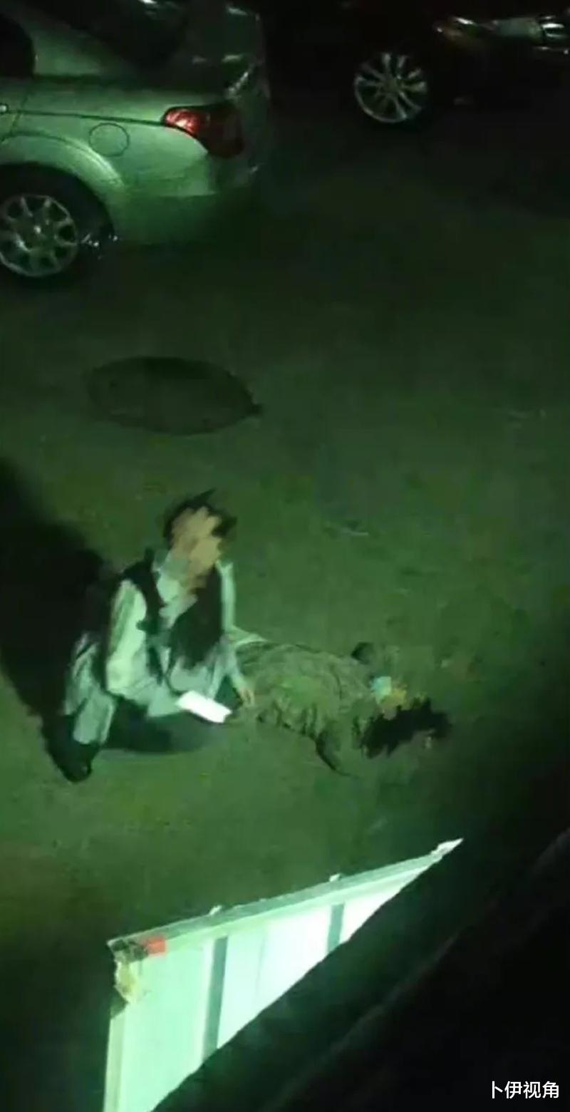 她在跳楼的那一刻还戴着口罩,精准防控等同于精准上锁
