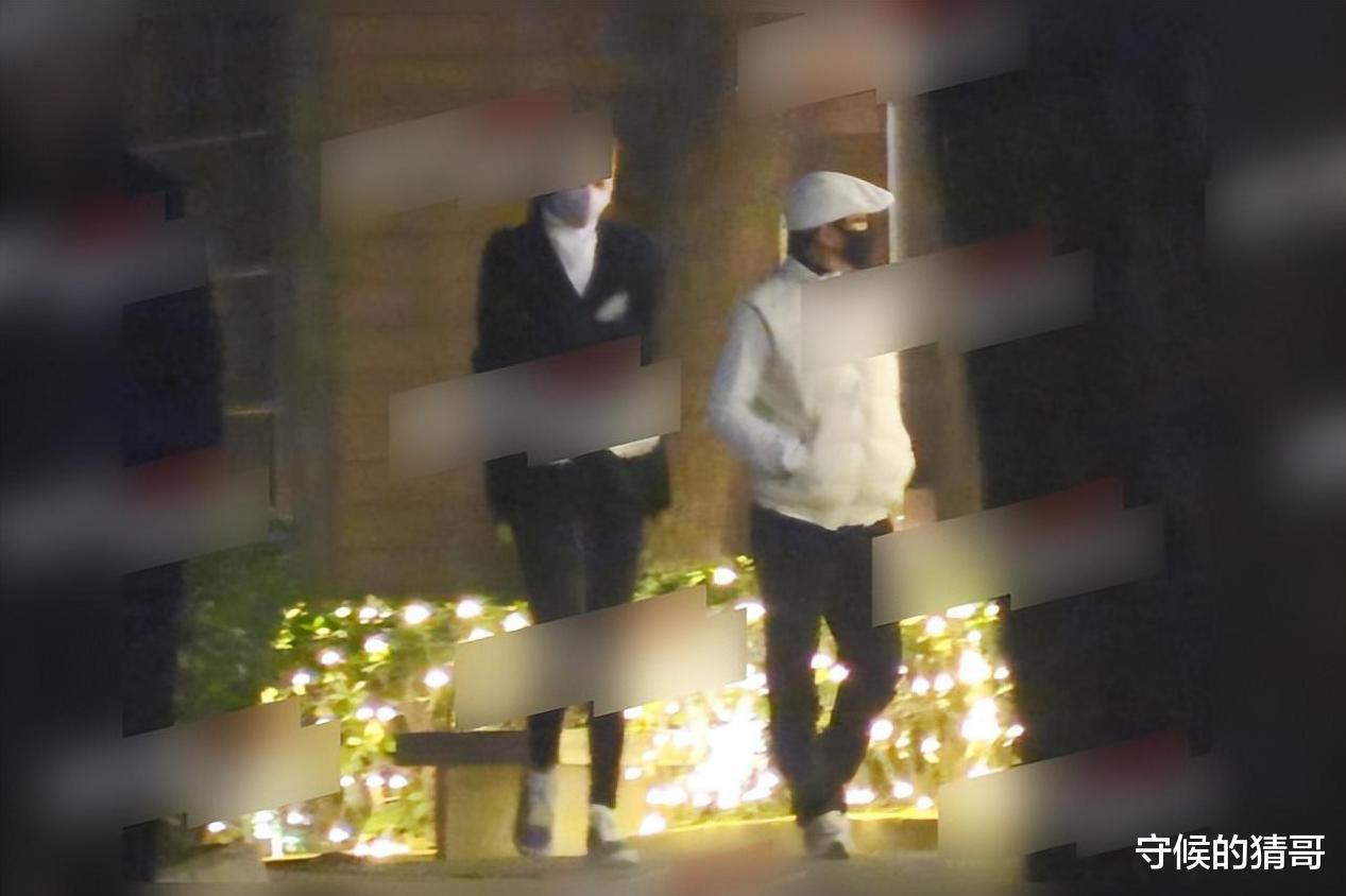 马蓉|王宝强带女友参加聚餐，开豪车太高调，女友长相身材完胜马蓉