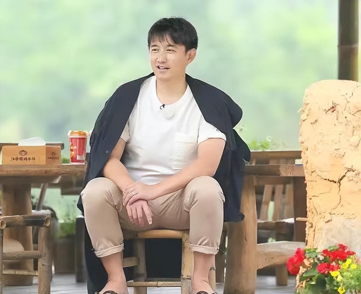 金·卡戴珊|《向往7》5人海报官宣!从C位看端倪:本季一家之主由谁担任