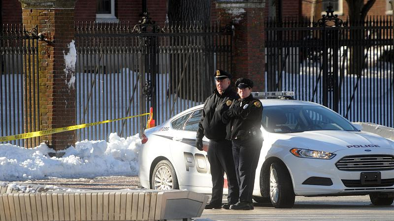 佛罗里达|佛罗里达警长：窃贼拨打 911 寻求帮助搬运东西