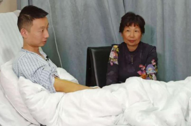 康辉|三观不正！许敏夫妇查真相遭指责闹事，许妈姚爸逛包公祠超幸福