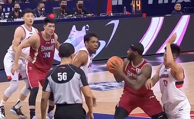 布拉德·史蒂文斯|19分大胜！CBA季后赛以下克上！大黑马奇兵28+9，郭士强濒临出局