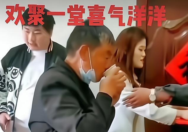 陈萌|朱单伟未婚妻陈萌哥哥现身，自称在替陈萌管理账号，还成立了团队