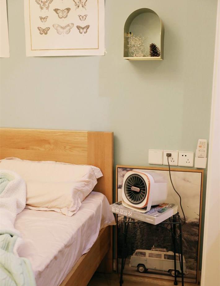 “镜子对大床,求医日日忙”,除了镜子,这些东西也不能放在床边