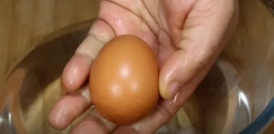 上班族|鸡蛋放进保温杯，好多人不懂有啥用，上班族不用早起了，太棒了！