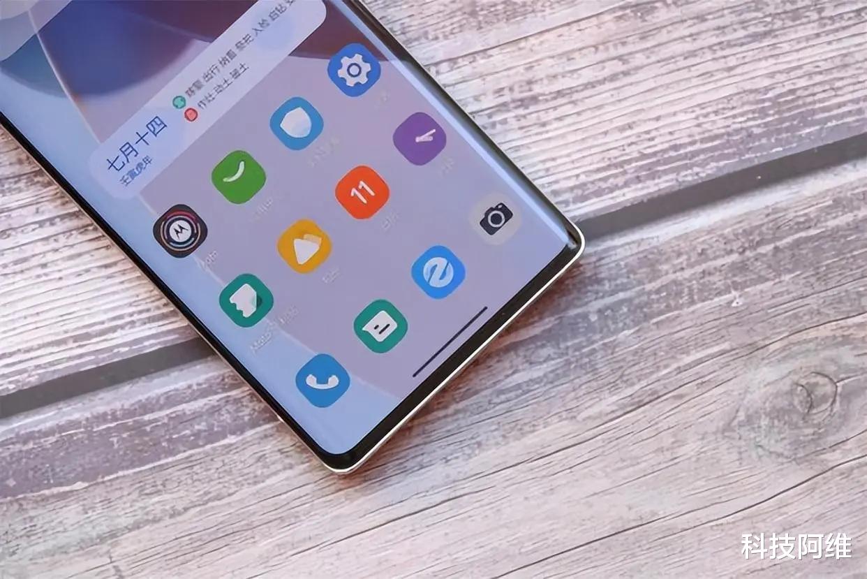 12GB+512GB,发布五个月跌至3999元,2亿像素旗舰年货节重回低价