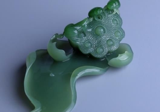 翡翠|独龙玉与翡翠的区别