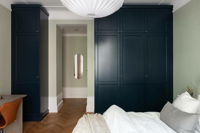 地板好看成功一半,67平原木+浅绿北欧风住宅,橡木地板气质出众