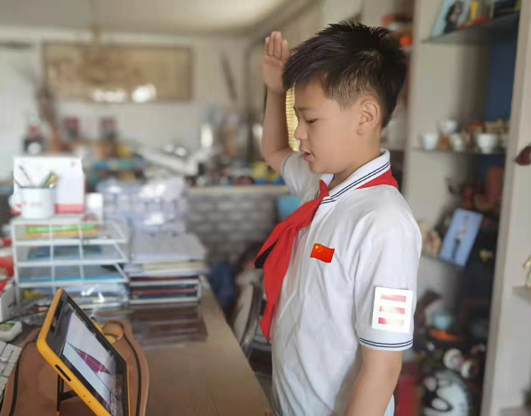 蔡国庆|蔡国庆儿子获安徒生艺术奖，11岁全能学霸羡煞网友：这个奖很难拿