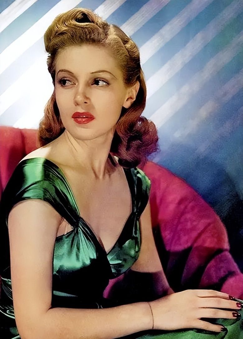 好莱坞|好莱坞性感女神拉娜：有过83个男友7任丈夫，晚年只剩698双高跟鞋